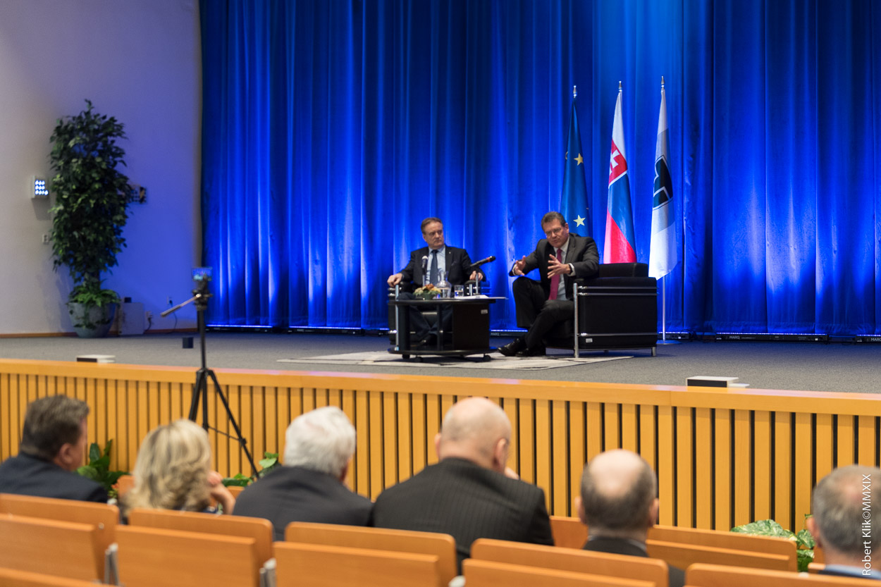 Diskusia s podpredsedom Európskej komisie Marošom Šefčovičom